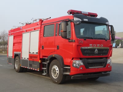 国六豪沃7吨干粉水联用消防车
